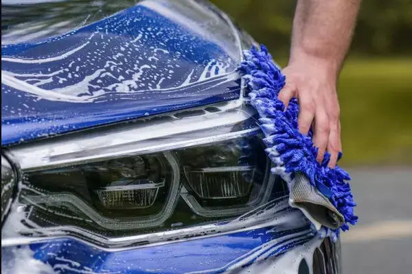 Best Car Wash Mitt: Our Picks To Avoid Scratching Your Car – Shine Armor