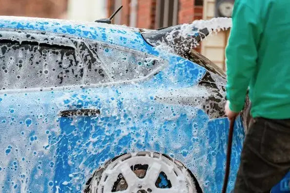Ways To Wash a Car Without a Hose